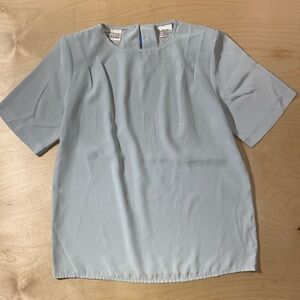 Christie & Jill Light Blue Short Sleeve Shirt Small (QT)
